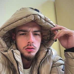 Meet your Posher, Raphaël